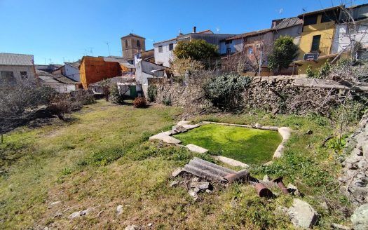 Terreno urbano en venta, en Jaraíz de la Vera.