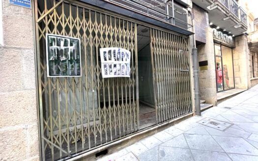 Fantástico local comercial en el centro de Plasencia.