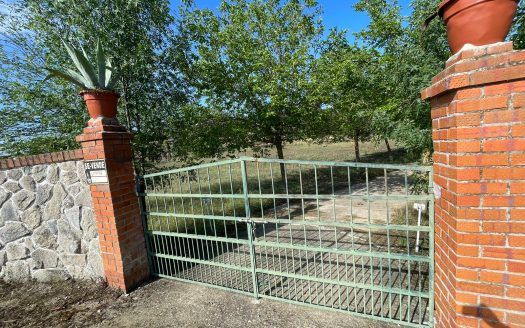 Fantástica finca rústica en «Las Habazas», Malpartida de Plasencia.