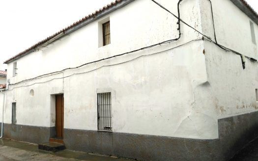 Casa con Encanto en Venta en Monroy (Cáceres)