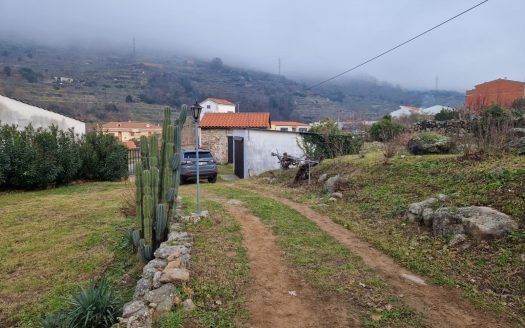 Terreno urbanizable en venta en Navaconcejo – Valle del Jerte