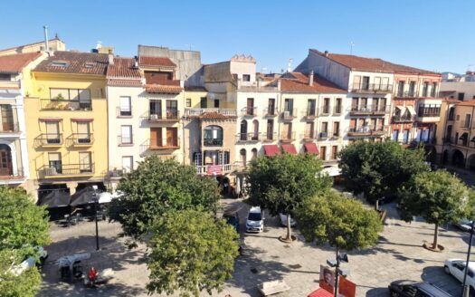Ático en venta en Plaza Mayor de Plasencia.