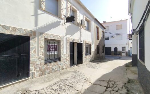 Casa en Venta en Serradilla