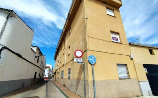Excelente piso en venta en Casar de Cáceres.