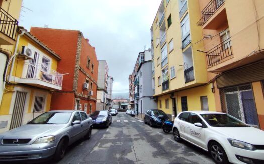 Piso en alquiler en Plasencia, junto a Estación de Autobús.