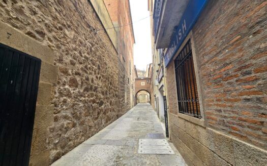 Edificio en venta en el centro de Plasencia — Ubicación inmejorable y múltiples posibilidades