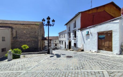 Terreno urbano edificable en venta en Jaraíz de la Vera