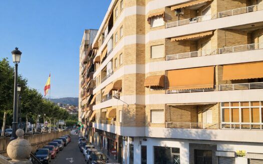 Amplia vivienda junto a la Universidad de Plasencia – Ideal inversión o residencia familiar