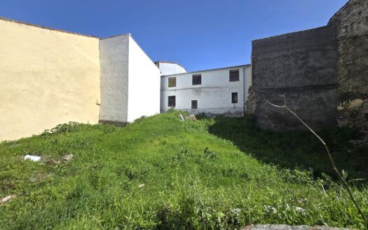Solar edificable en venta en Oliva de Plasencia