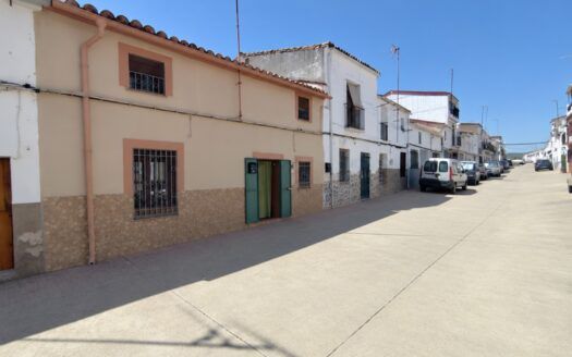 Casa en venta en Serradilla