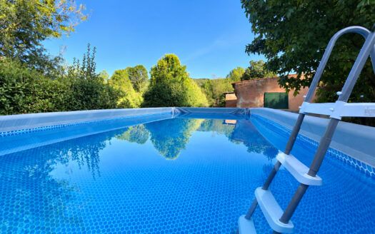 Magnífico chalet en venta, carretera Soria – Plasencia. «Paraje Navamolino»